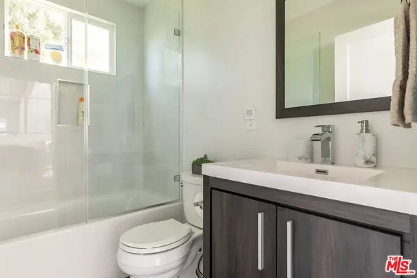 $6,200 | 1207 Reynolds Drive, Glendale, CA 91205
