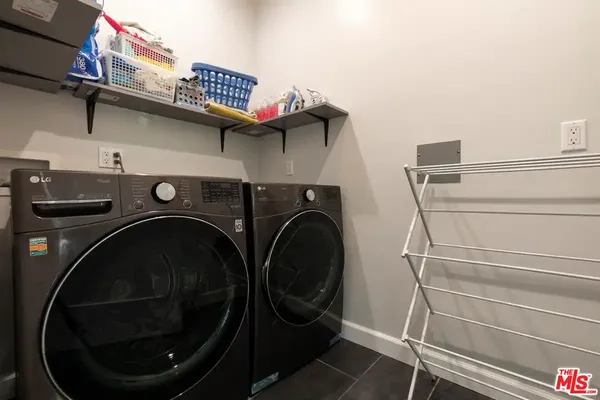 $6,200 | 1207 Reynolds Drive, Glendale, CA 91205