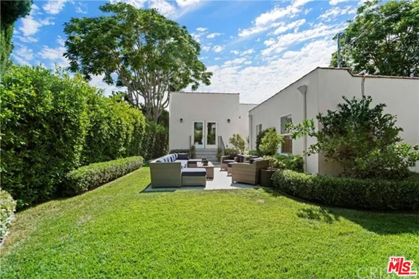 $6,200 | 1207 Reynolds Drive, Glendale, CA 91205