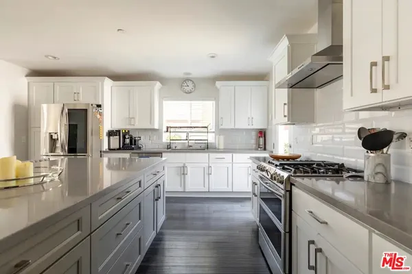 $6,200 | 1207 Reynolds Drive, Glendale, CA 91205