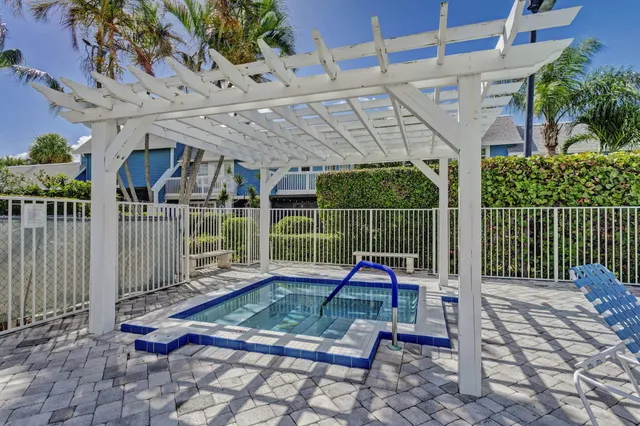 $876,000 | 1405 Ocean Dunes Circle, Jupiter, FL 33477