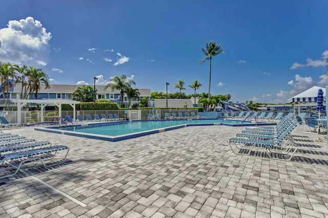 $876,000 | 1405 Ocean Dunes Circle, Jupiter, FL 33477