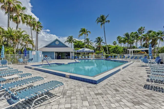 $876,000 | 1405 Ocean Dunes Circle, Jupiter, FL 33477