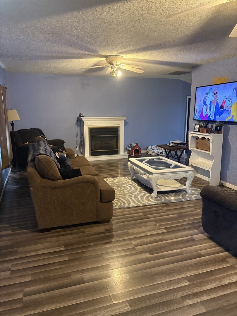 1430 Meitzler Street Tilton, IL 61833 - Photo 3 of 17