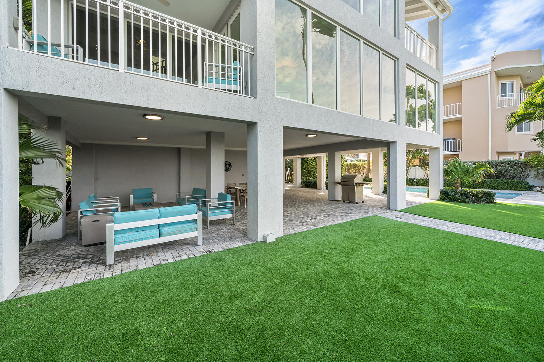 108 North Bounty Lane Key Largo, FL 33037 - Photo 2 of 79 Protected outdoor living space.