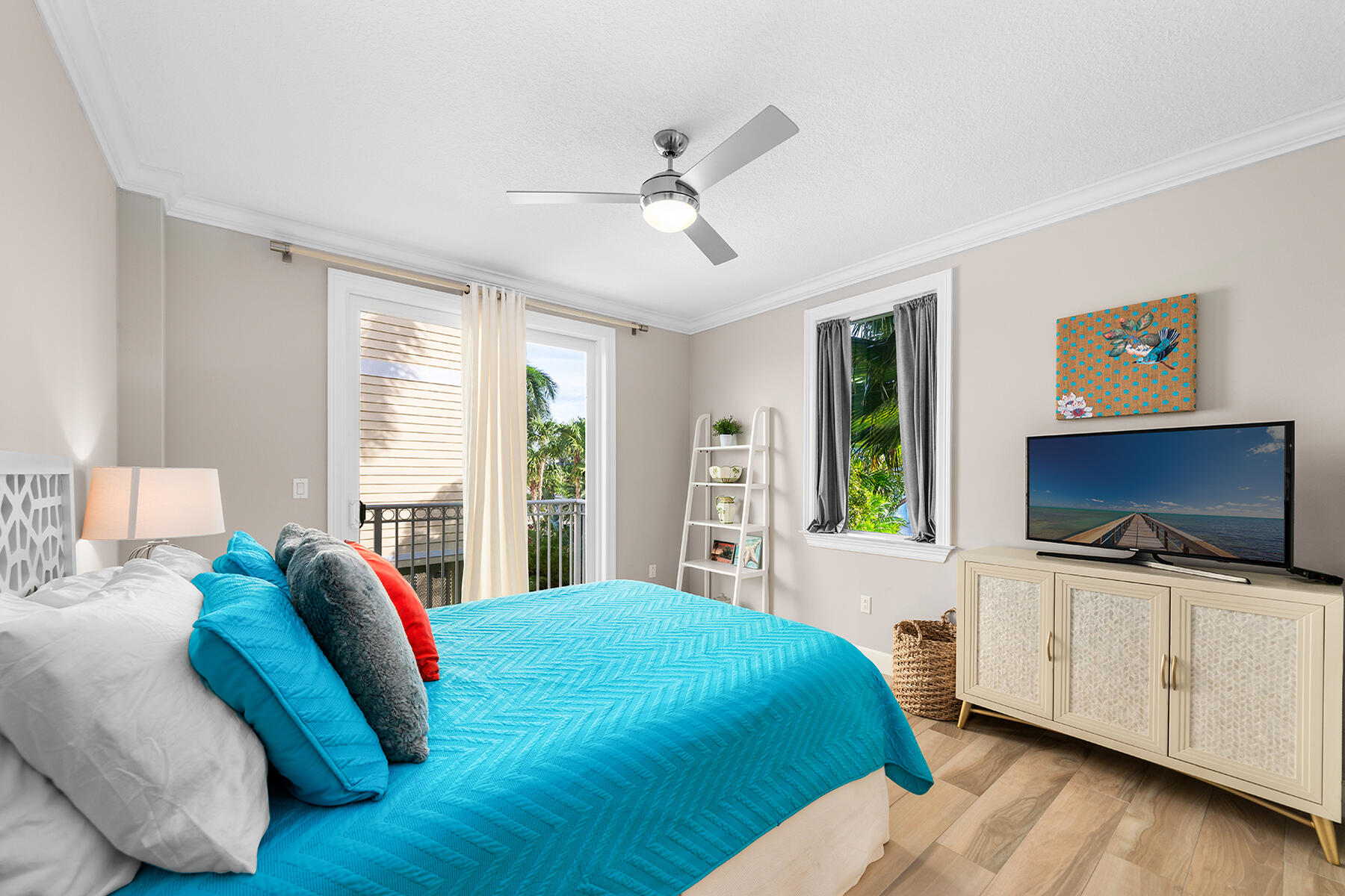 108 North Bounty Lane Key Largo, FL 33037 - Photo 23 of 79 Guest bedroom 2nd level