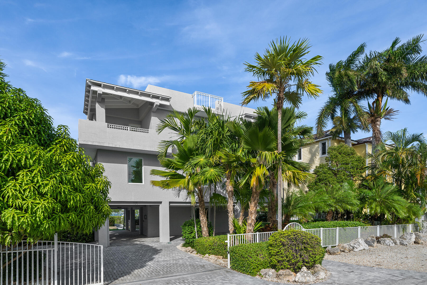 108 North Bounty Lane Key Largo, FL 33037 - Photo 28 of 79 Open water with sunsets