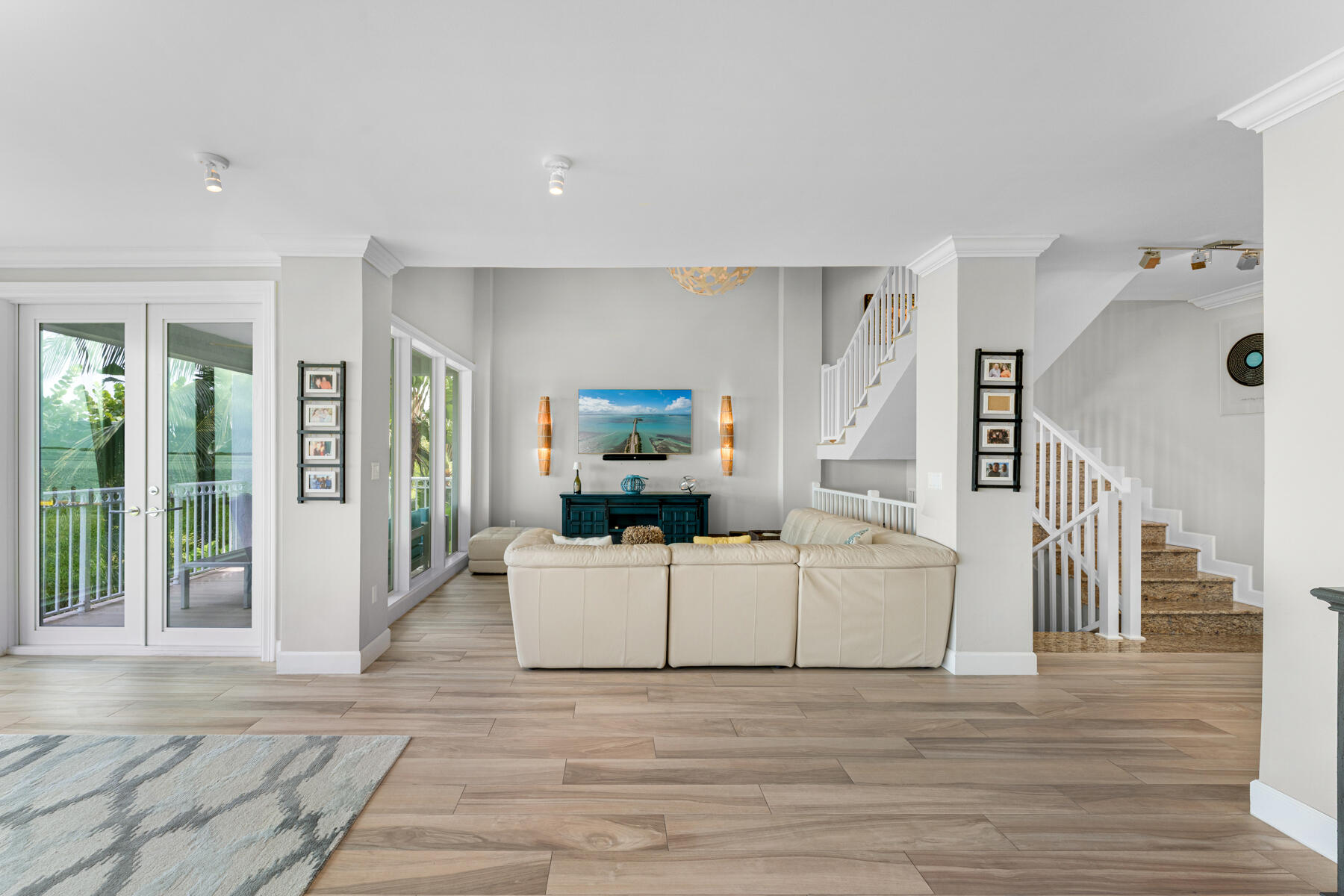 108 North Bounty Lane Key Largo, FL 33037 - Photo 35 of 79 View to great room