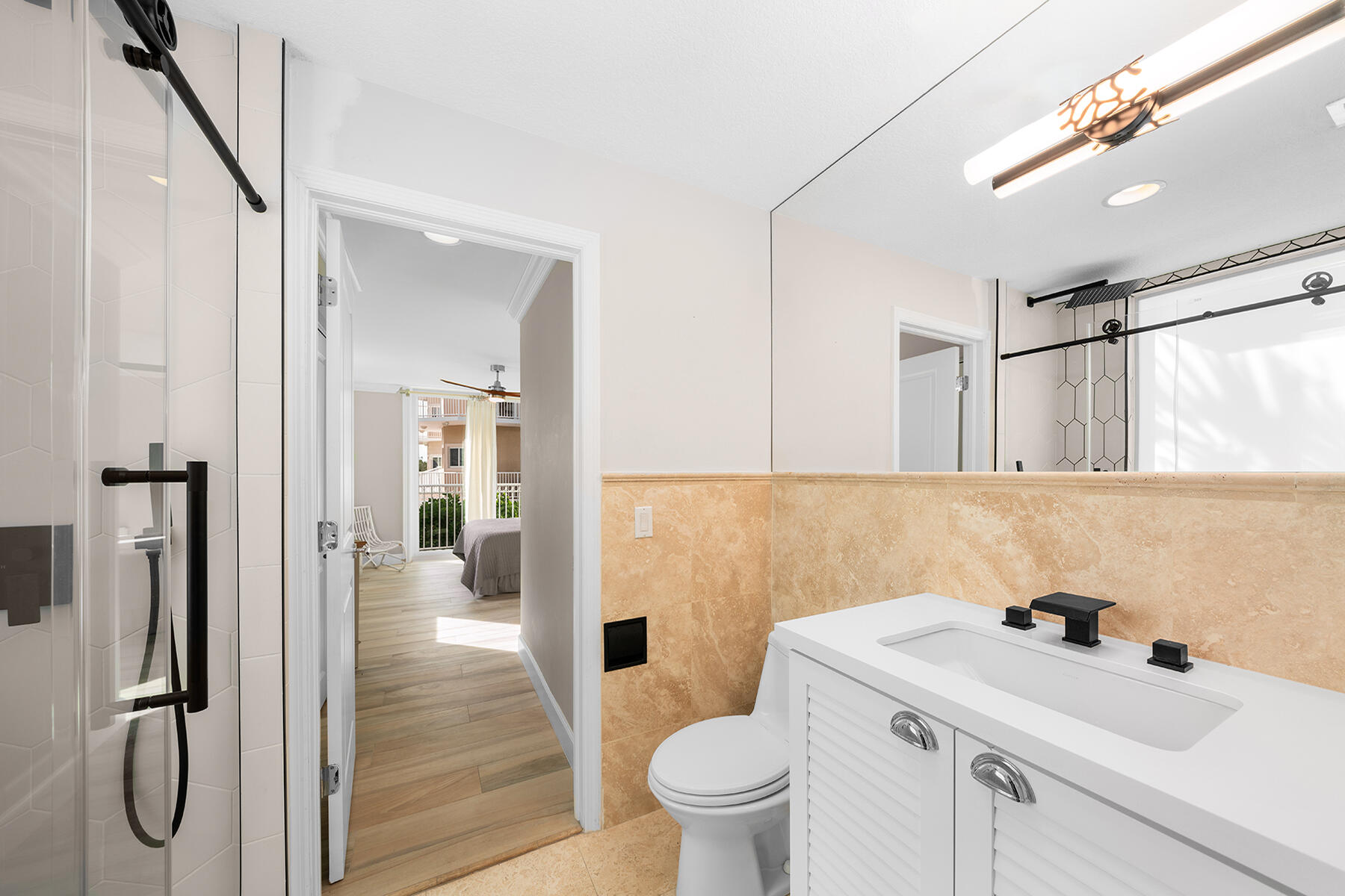 108 North Bounty Lane Key Largo, FL 33037 - Photo 68 of 79 Guest shower