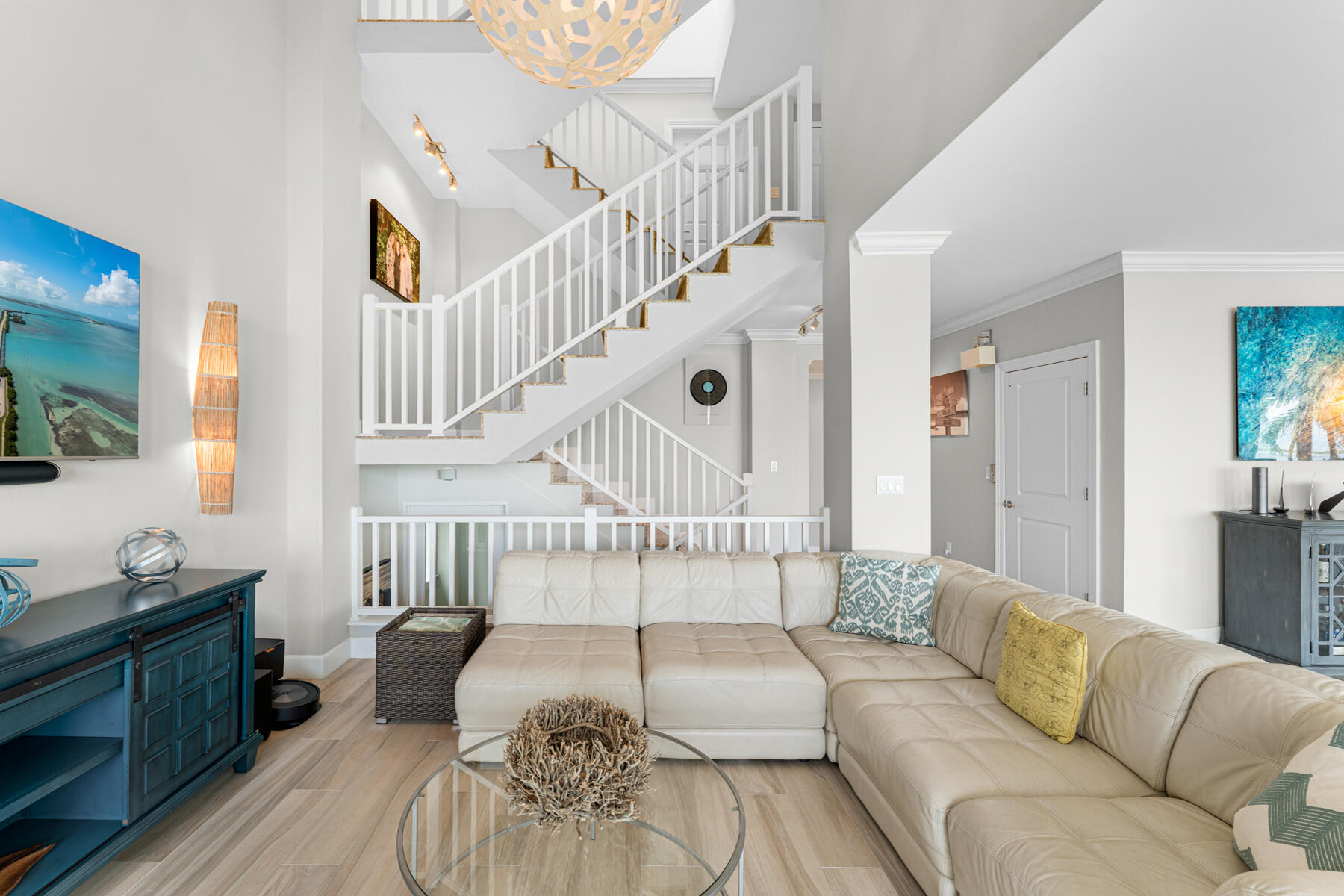 108 North Bounty Lane Key Largo, FL 33037 - Photo 75 of 79 a living room with furniture and wooden floor