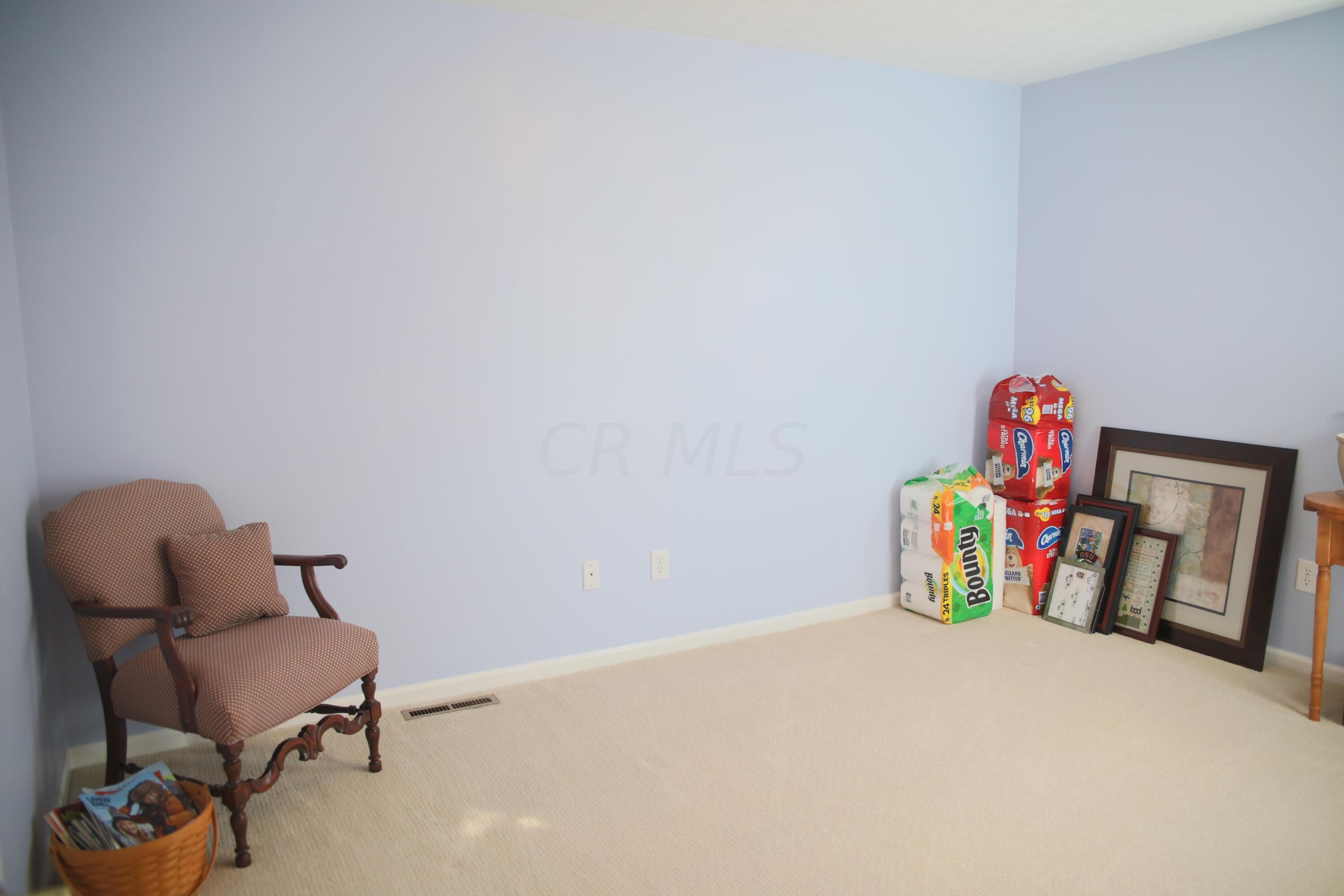 768 South Hampton Road Newark, OH 43055 - Photo 24 of 40 Back bedroom