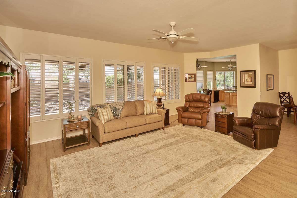 4421 East Walnut Road Gilbert, AZ 85297 - Photo 11 of 67 Great Room-Kitchen