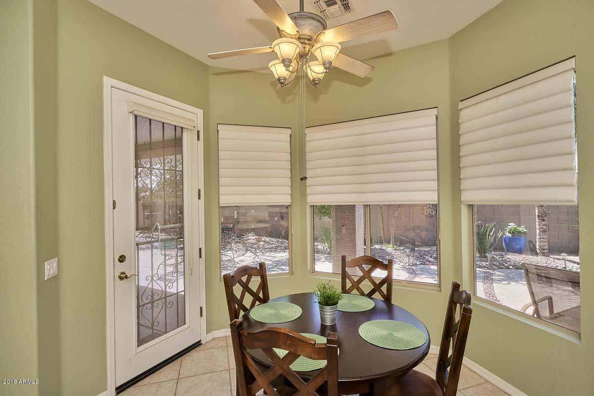 4421 East Walnut Road Gilbert, AZ 85297 - Photo 18 of 67 Breakfast Nook