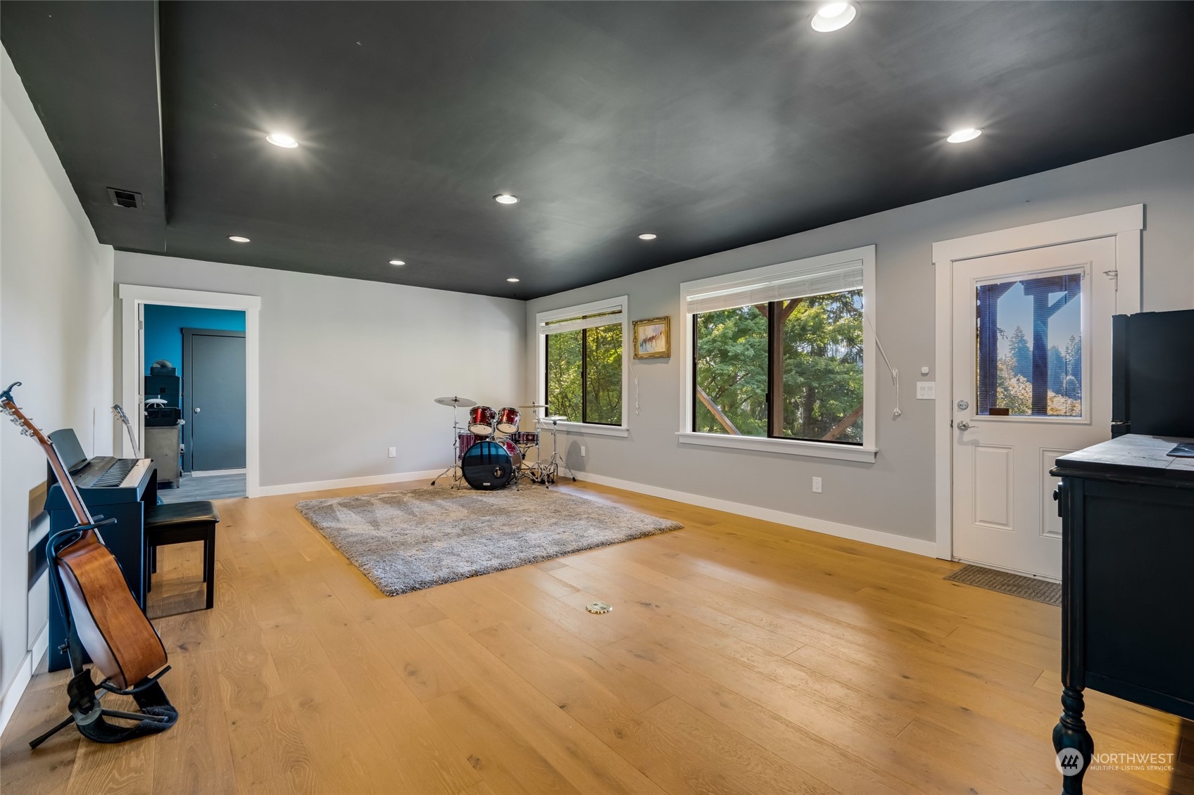 23010 East Echo Lake Road Snohomish, WA 98296 - Photo 21 of 34 Gallery Image 21