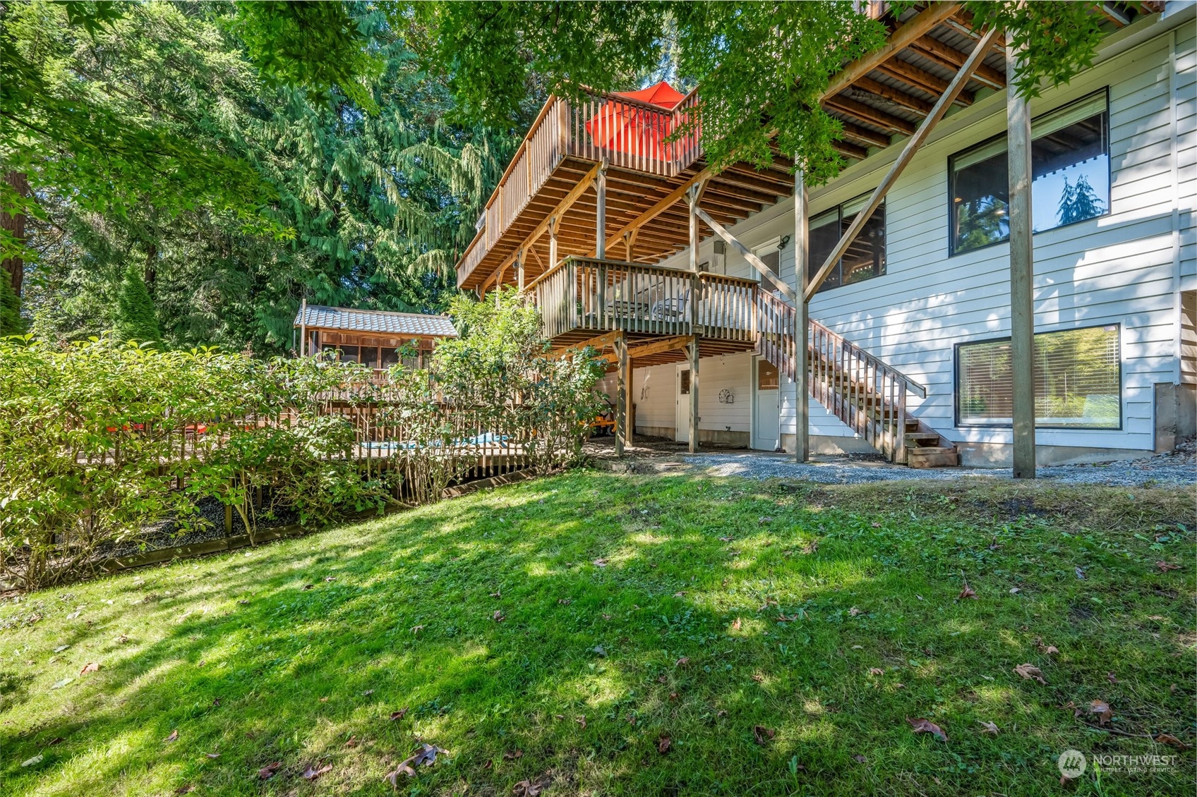 23010 East Echo Lake Road Snohomish, WA 98296 - Photo 27 of 34 Gallery Image 27