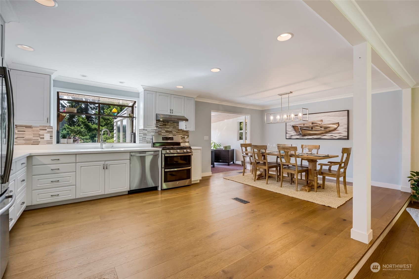 23010 East Echo Lake Road Snohomish, WA 98296 - Photo 7 of 34 Gallery Image 7