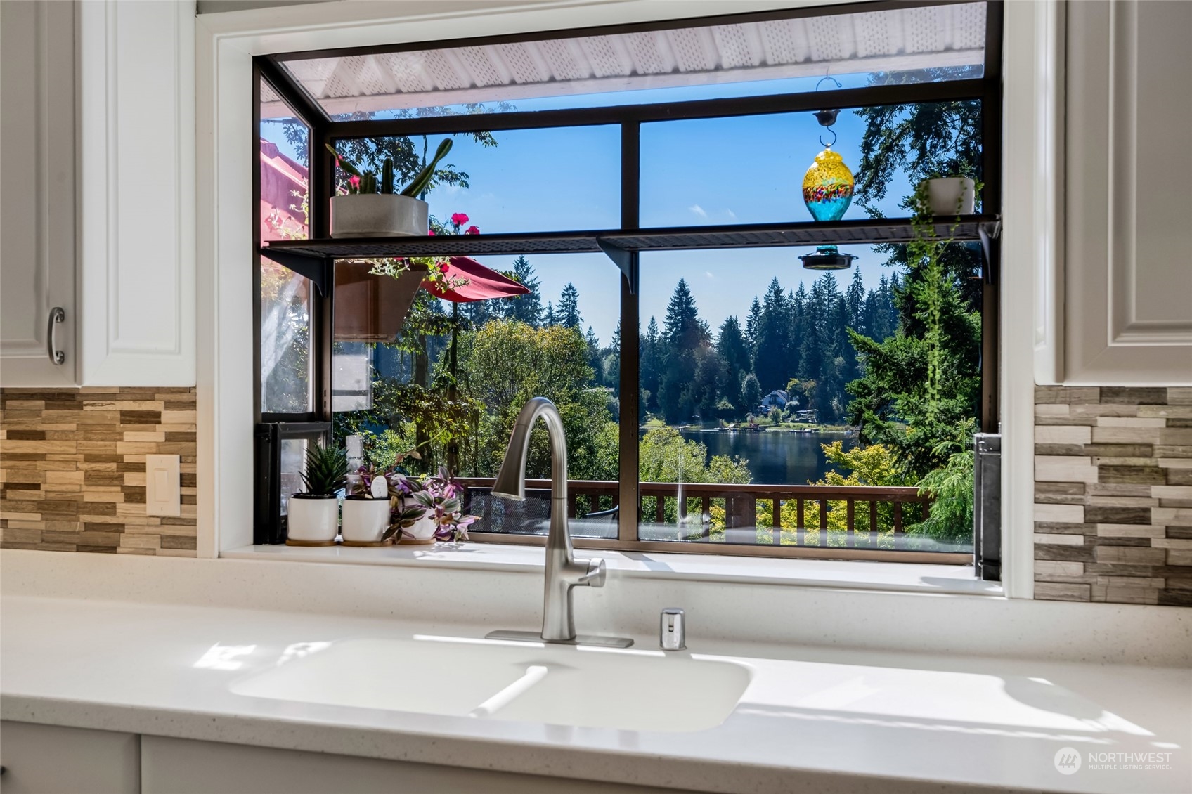 23010 East Echo Lake Road Snohomish, WA 98296 - Photo 9 of 34 Gallery Image 9