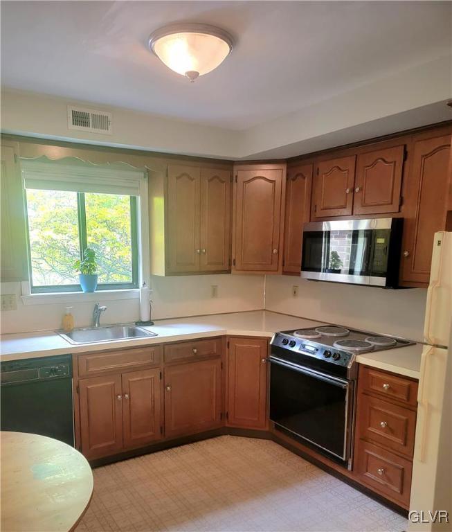 885 Cold Spring Road, Unit 10 Allentown, PA 18103 - Photo 5 of 11 Gallery Image 5