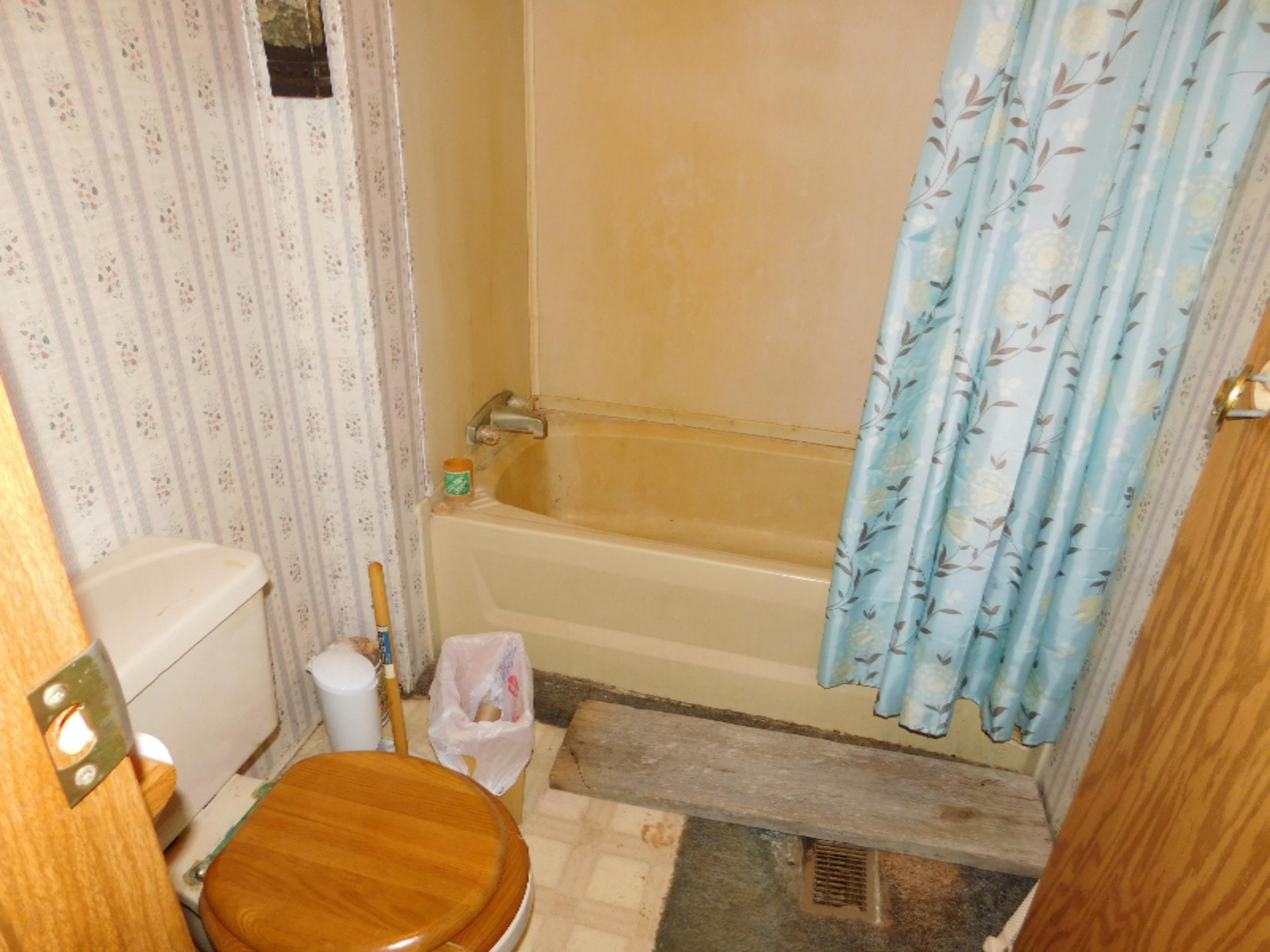 68256 Cassopolis Road Edwardsburg, MI 49112 - Photo 8 of 12 DSCN3524