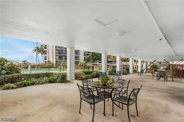 $1,350 | 2350 West First Street, Unit 603, Fort Myers, FL 33901
