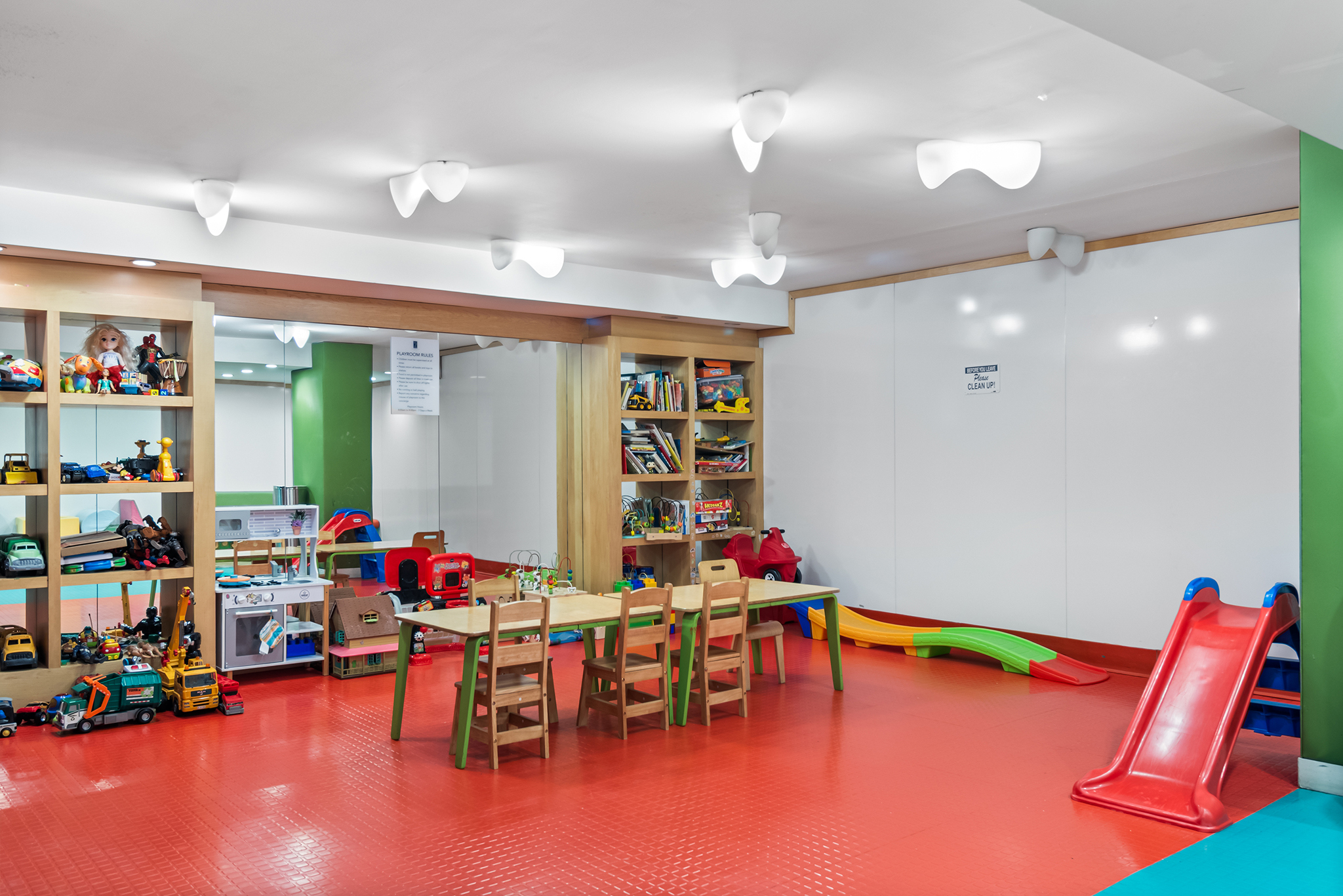 225 Rector Place, Unit 12R Manhattan, NY 10280 - Photo 16 of 17