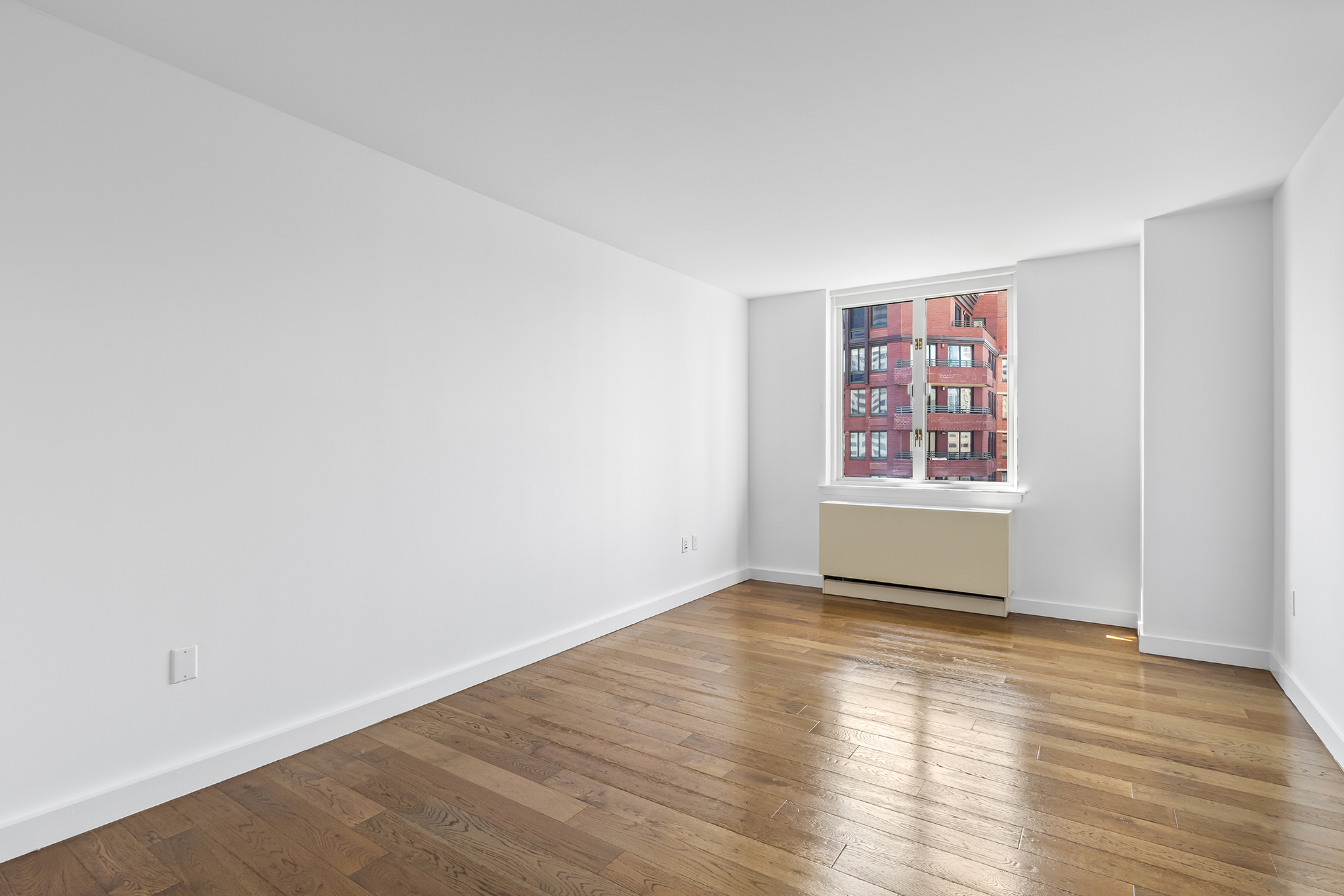 225 Rector Place, Unit 12R Manhattan, NY 10280 - Photo 9 of 17