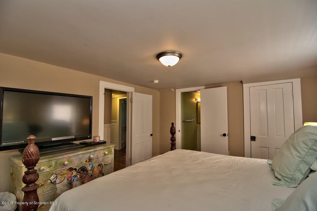 405 Venard Road Clarks Summit, PA 18411 - Photo 25 of 36 Gallery Image 25