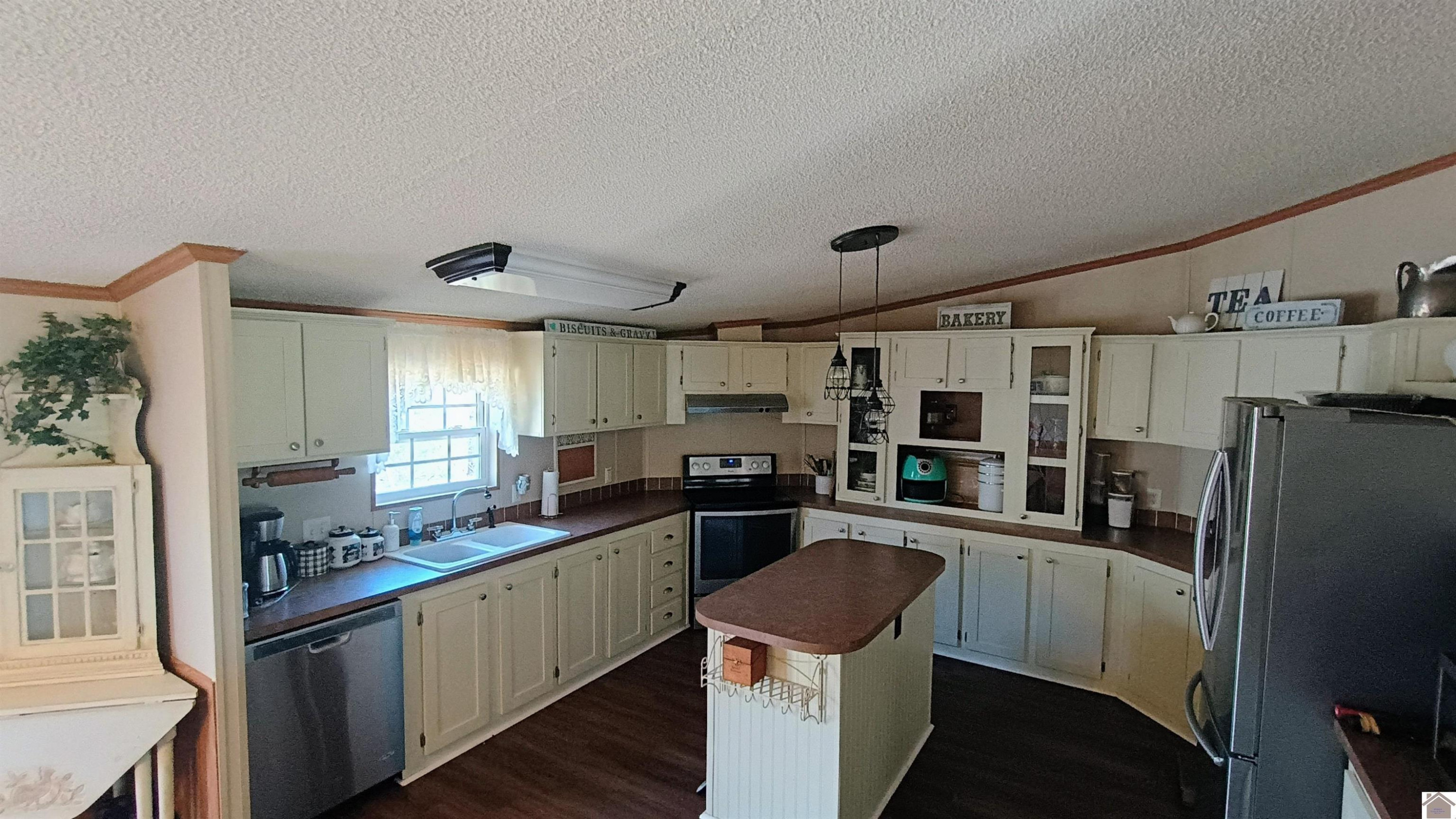 761 Reed Road Benton, KY 42025 - Photo 3 of 32 Photo 3