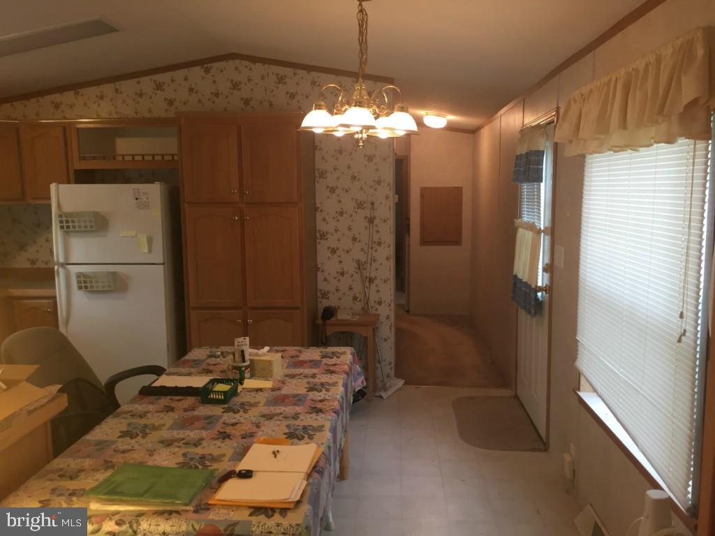 116 Roberts Road Toms River, NJ 08755 - Photo 8 of 19 Gallery Image 8