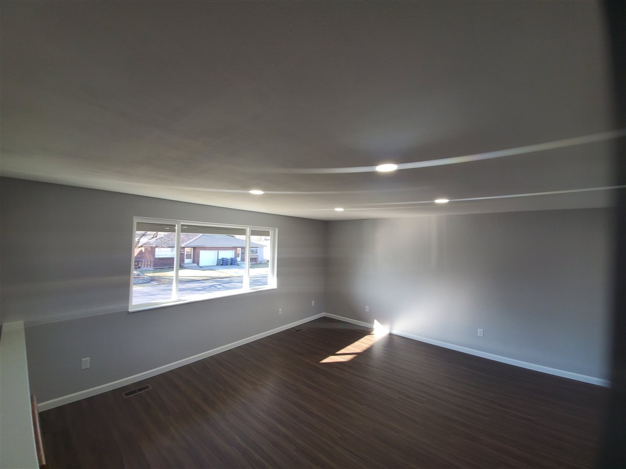 2920 North Stout Road Spokane, WA 99206 - Photo 3 of 17