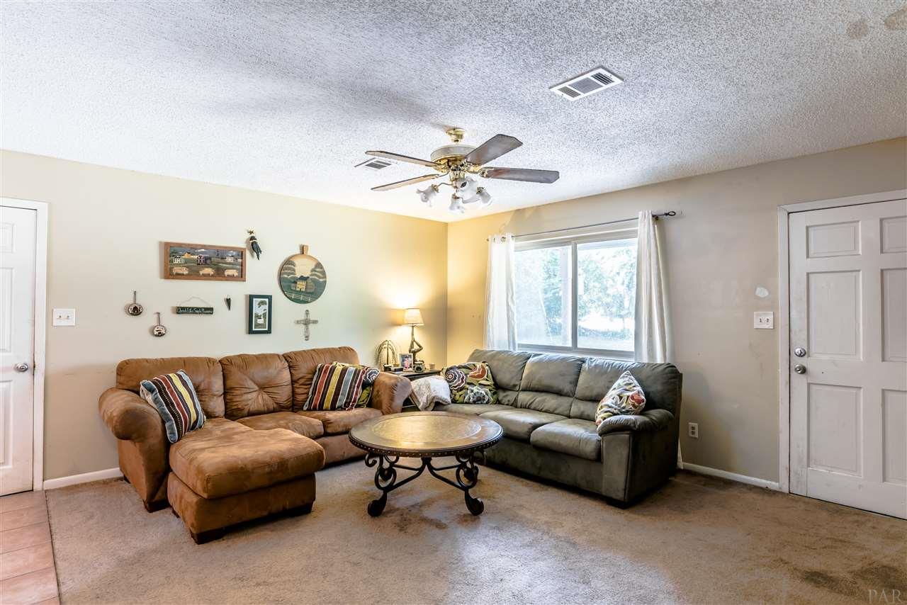840 Lexington Road Pensacola, FL 32514 - Photo 3 of 18 Gallery Image 3