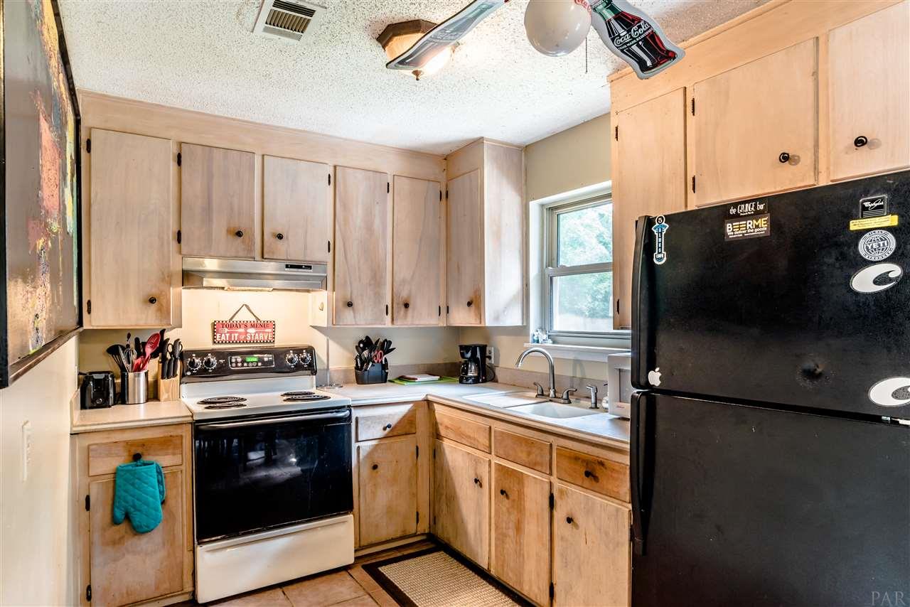 840 Lexington Road Pensacola, FL 32514 - Photo 7 of 18 Gallery Image 7