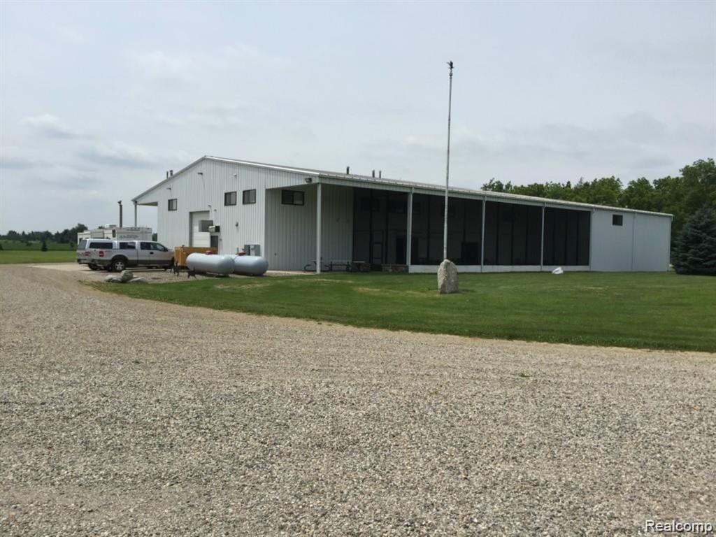 6350 Wolf Road Brown City, MI 48416 - Photo 3 of 42