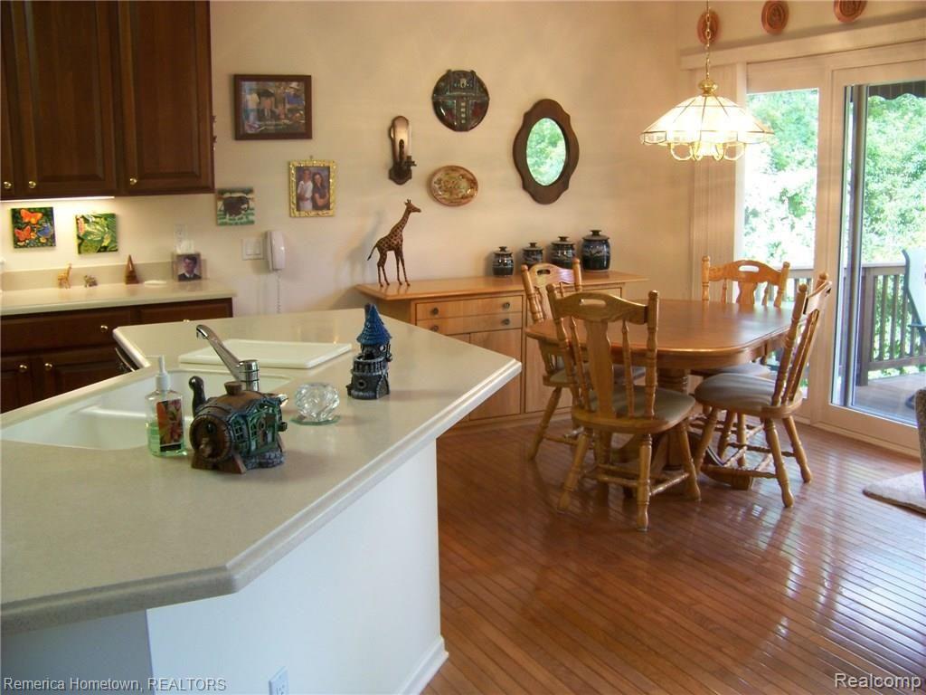11184 Pinehurst Road Plymouth, MI 48170 - Photo 3 of 29 Kitchen.jpg