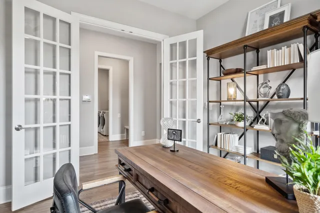 a view of a livingroom with furniture and deck