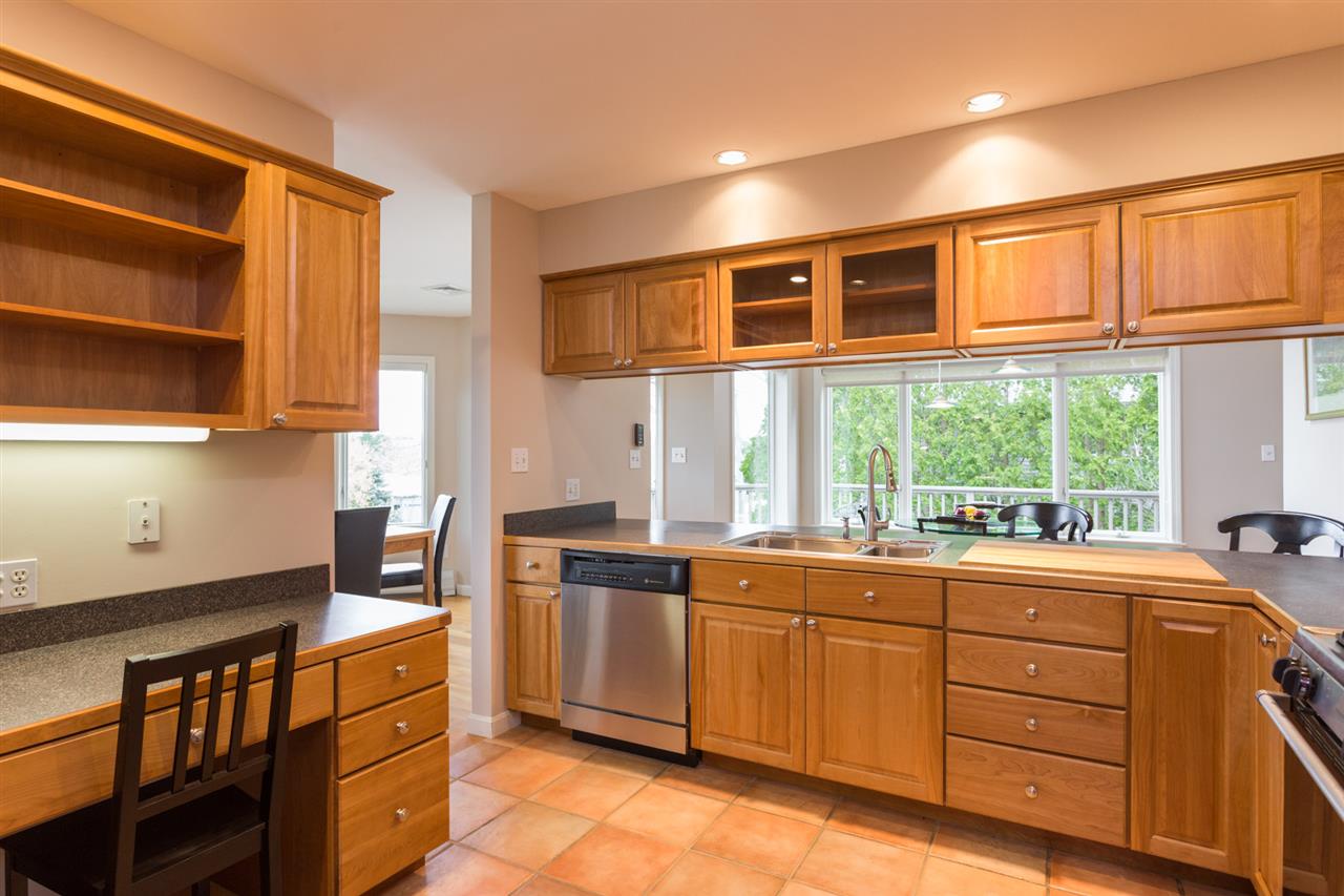 219 Cushing Road Newmarket, NH 03857 - Photo 10 of 40