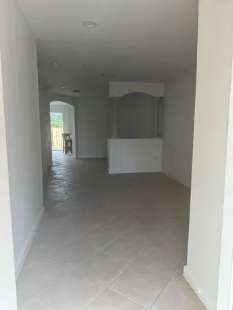 $3,500 | Undisclosed Address, Miami, FL 33194