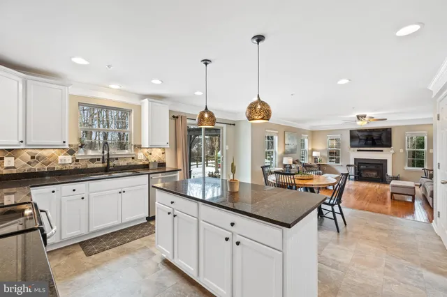 $740,000 | 6692 Glen Lane, New Market, MD 21774