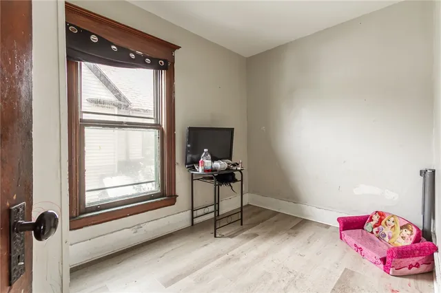 $125,000 | 32 Fair Place, Rochester, NY 14609