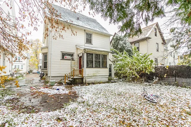 $125,000 | 32 Fair Place, Rochester, NY 14609
