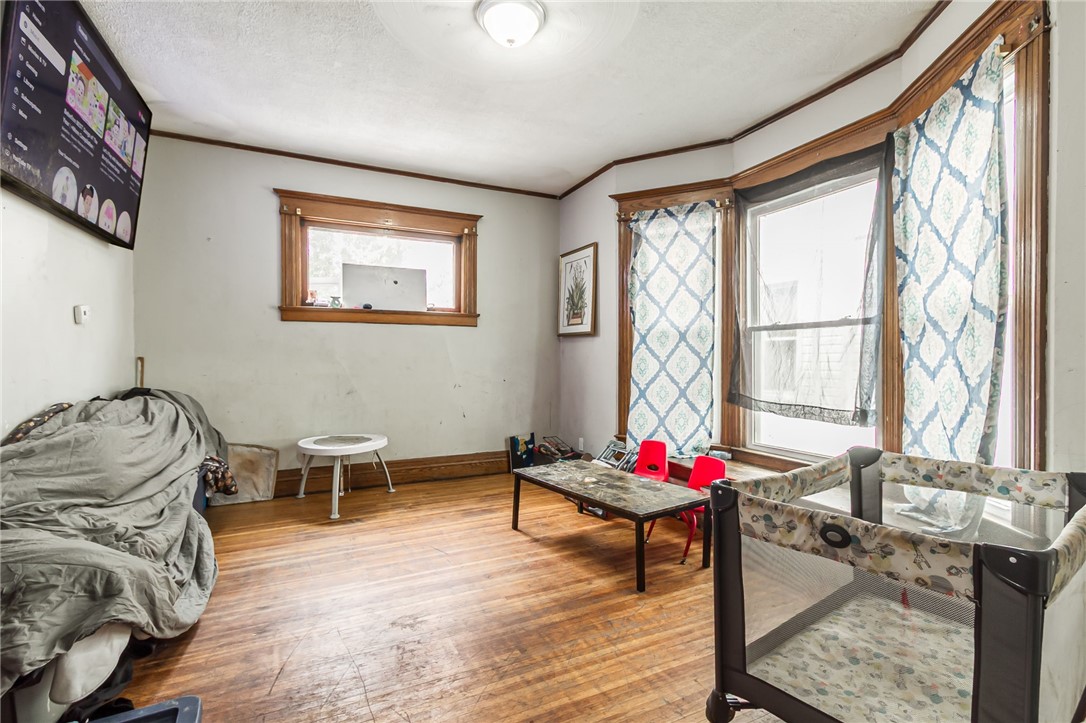 32 Fair Place Rochester, NY 14609 - Photo 6 of 18