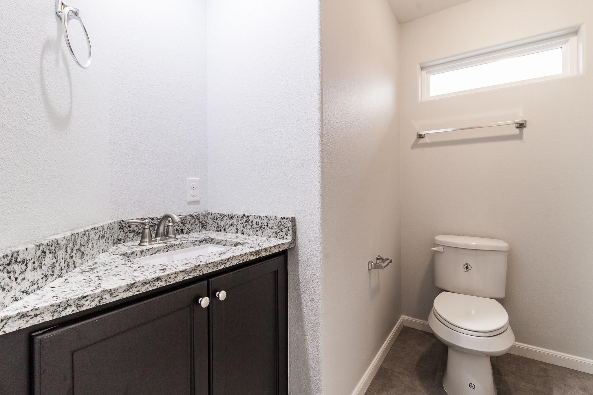 710 Barkley Street, Unit B Houston, TX 77022 - Photo 21 of 25