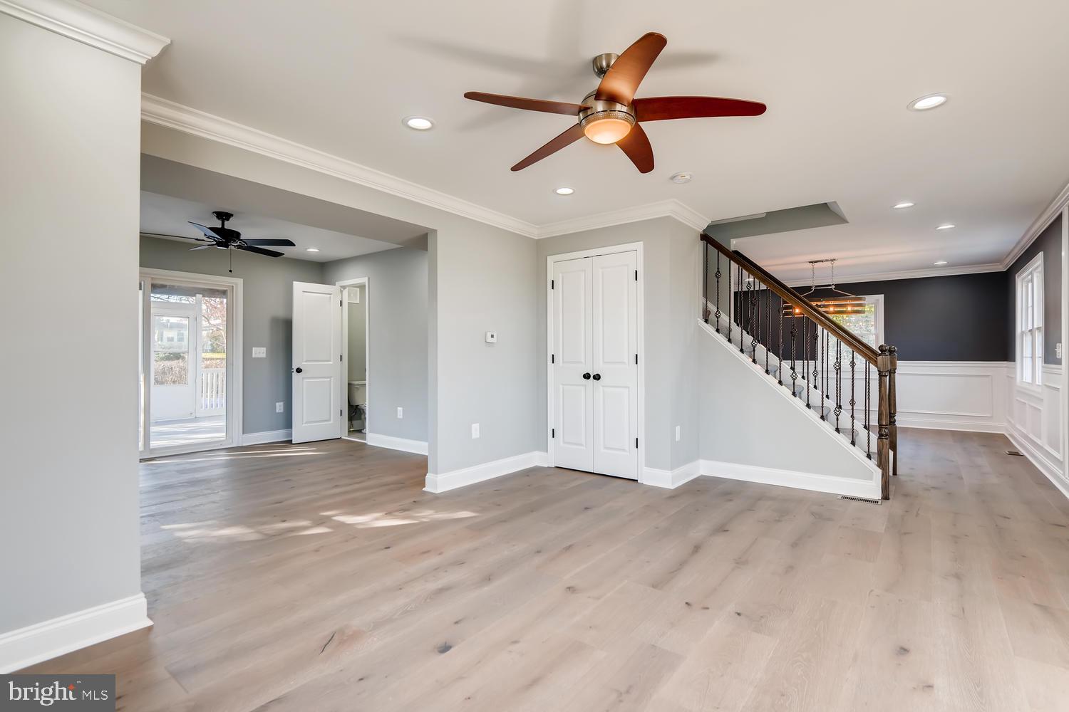 603 Crosby Road Baltimore, MD 21228 - Photo 4 of 28