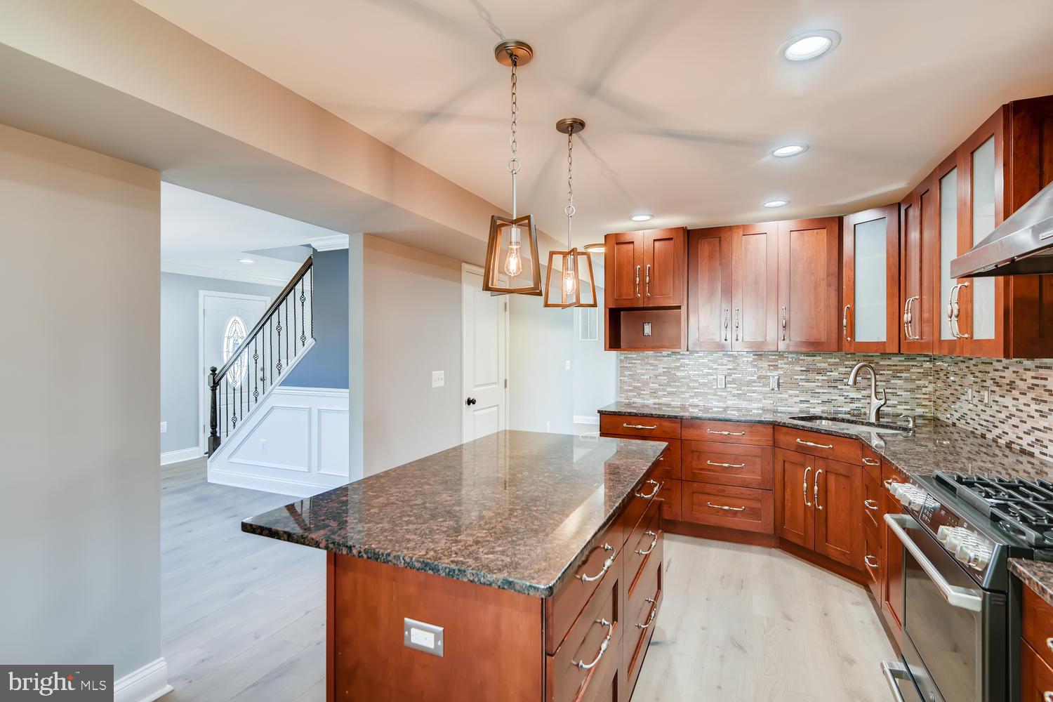603 Crosby Road Baltimore, MD 21228 - Photo 8 of 28