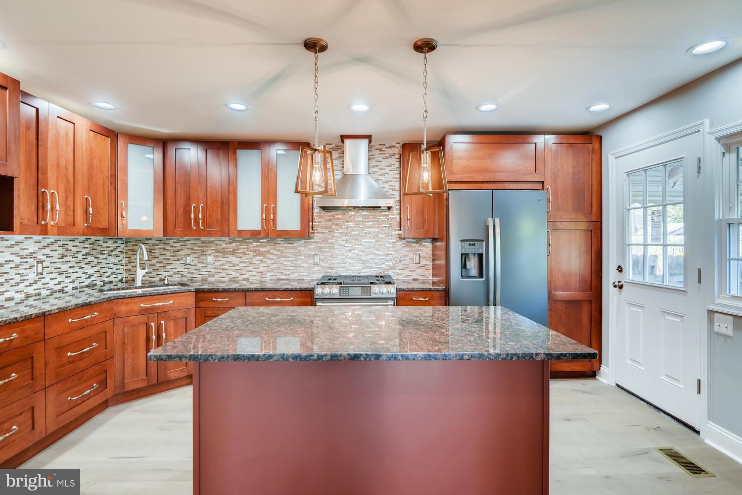 603 Crosby Road Baltimore, MD 21228 - Photo 10 of 28
