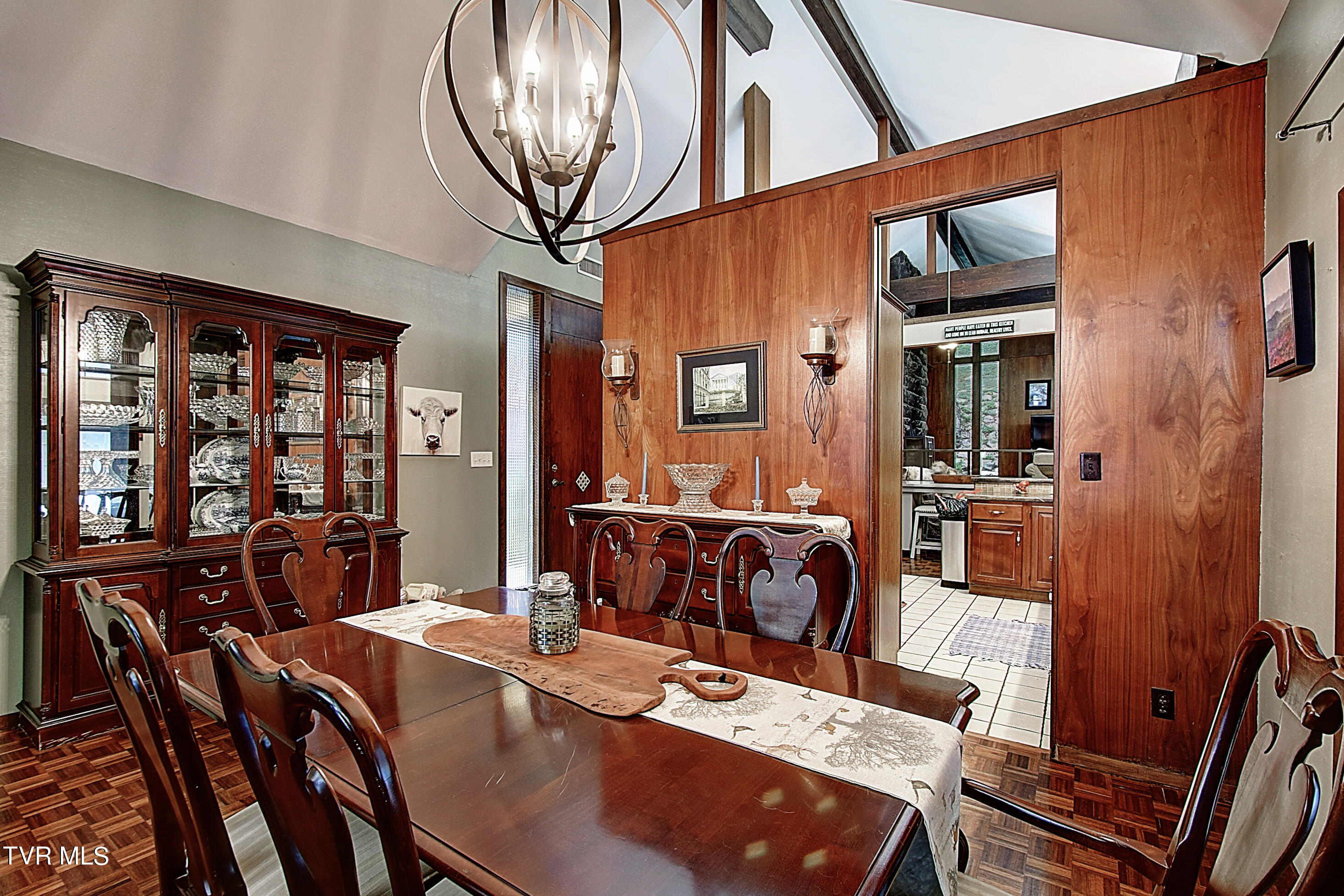 329 Hidden Valley Road Kingsport, TN 37663 - Photo 15 of 60 15