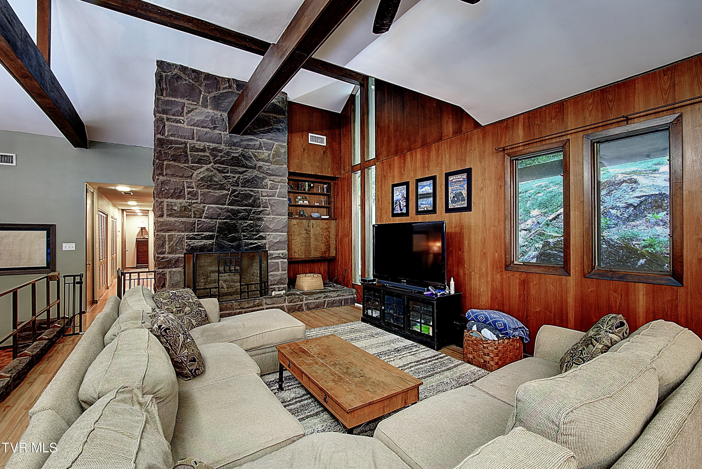 329 Hidden Valley Road Kingsport, TN 37663 - Photo 22 of 60 22