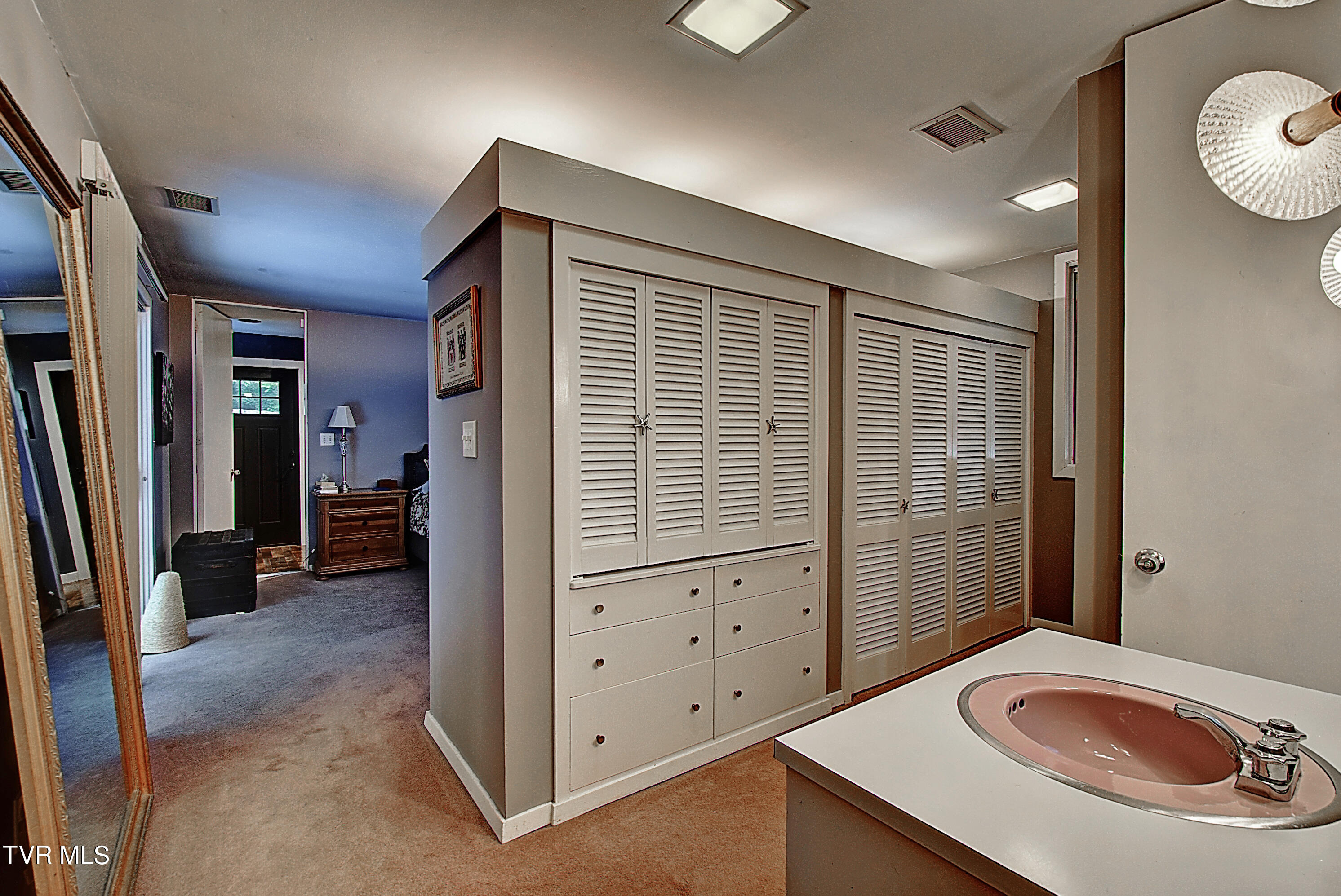 329 Hidden Valley Road Kingsport, TN 37663 - Photo 25 of 60 25