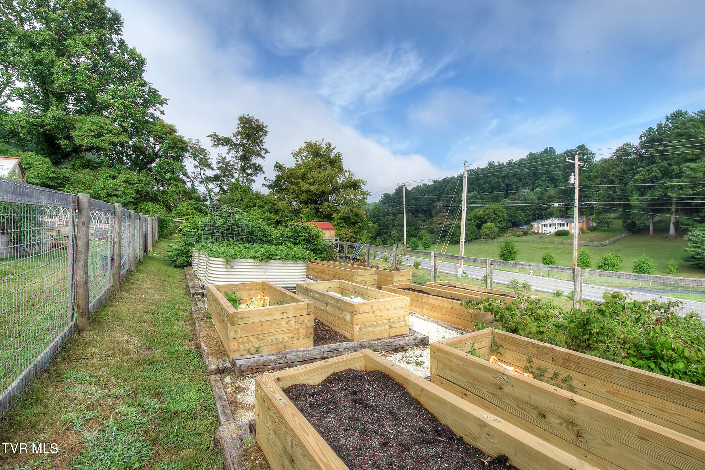 329 Hidden Valley Road Kingsport, TN 37663 - Photo 54 of 60 59