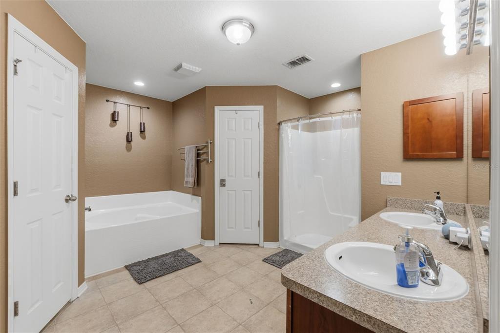 1170 Barger Avenue Spring Hill, FL 34608 - Photo 16 of 49